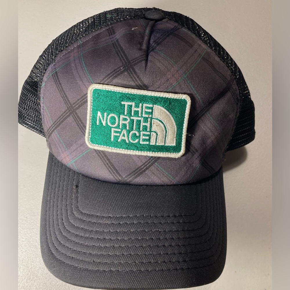 North Face trucker hat
